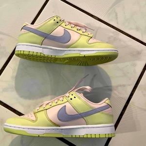 *NEW* Women’s Dunk Low ‘Lime Ice’-Size 7.5